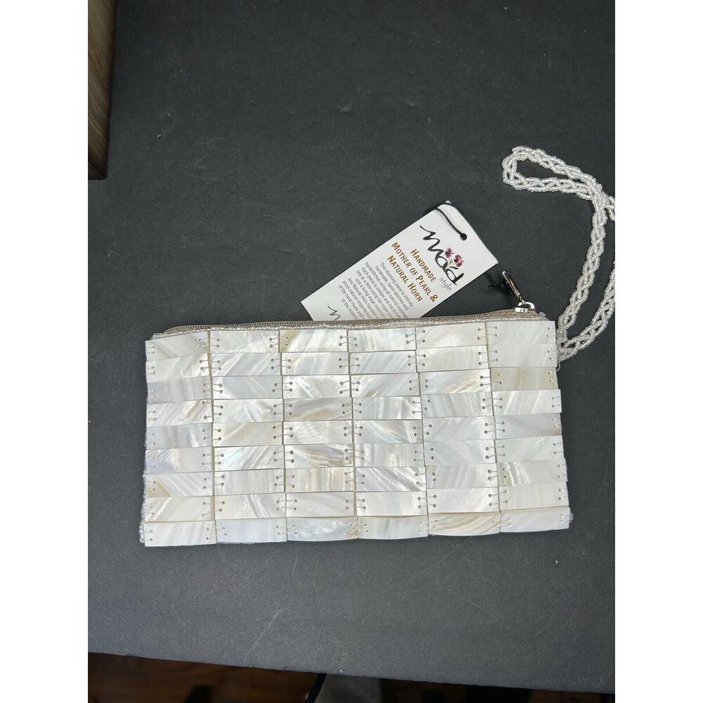 Mad by Design MOTHER OF PEARL CLUTCH BAG hand bag cream off white vtg-nwt